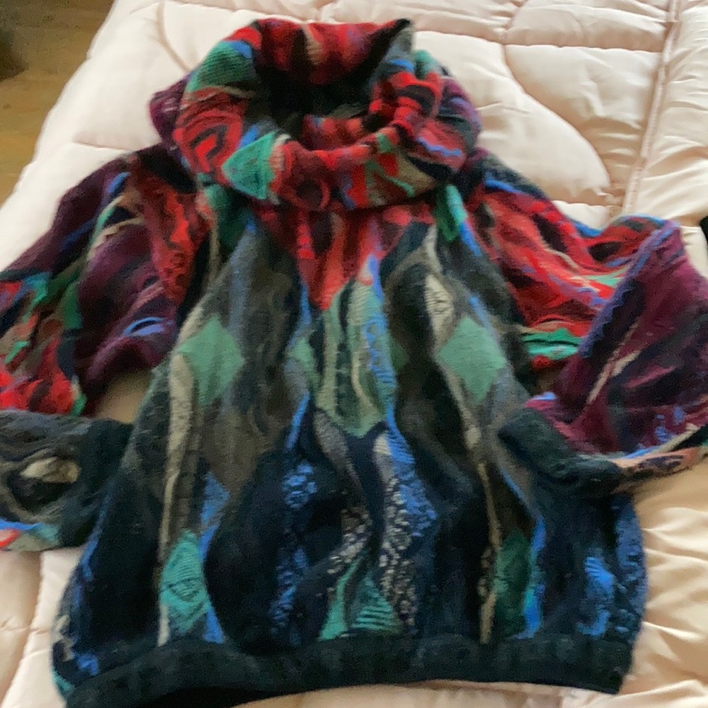 Coogie classic cashmere sweater